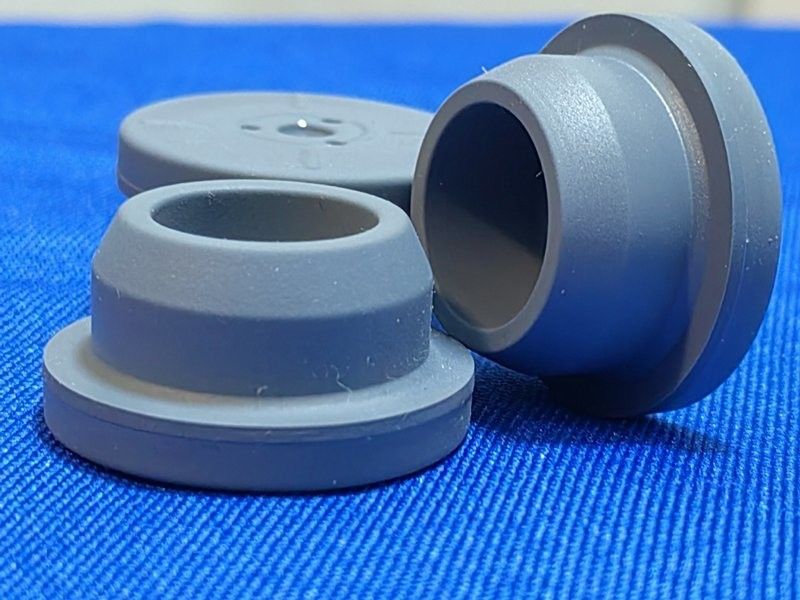 13mm 20mm 28mm Cores cinzentas Violos de vidro para injecção Utilizam frasco de pó liofilizado Farmacêutico Butilo rolha de borracha