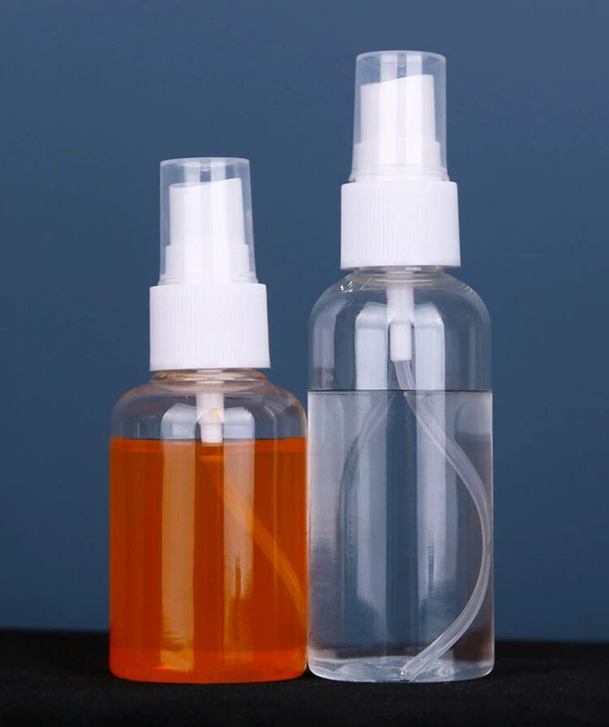 PET Botão de spray de névoa de plástico vazio transparente Perfume de álcool Botões de spray de plástico recarregáveis com bomba de pulverização de névoa fina