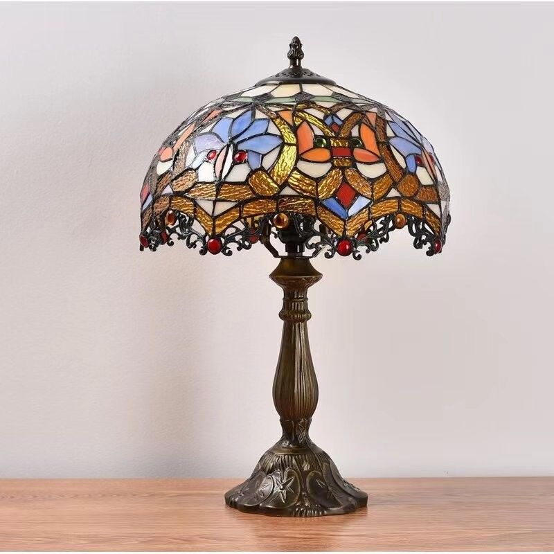 Lâmpada de mesa de vidro colorido de 12 polegadas de tamanho europeu-americano Pastoral Retro Elk Sala de estar Sala de dormir Lâmpada de escritório de presente de arte